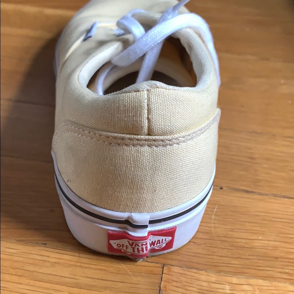 Vans - Picture 2 of 3